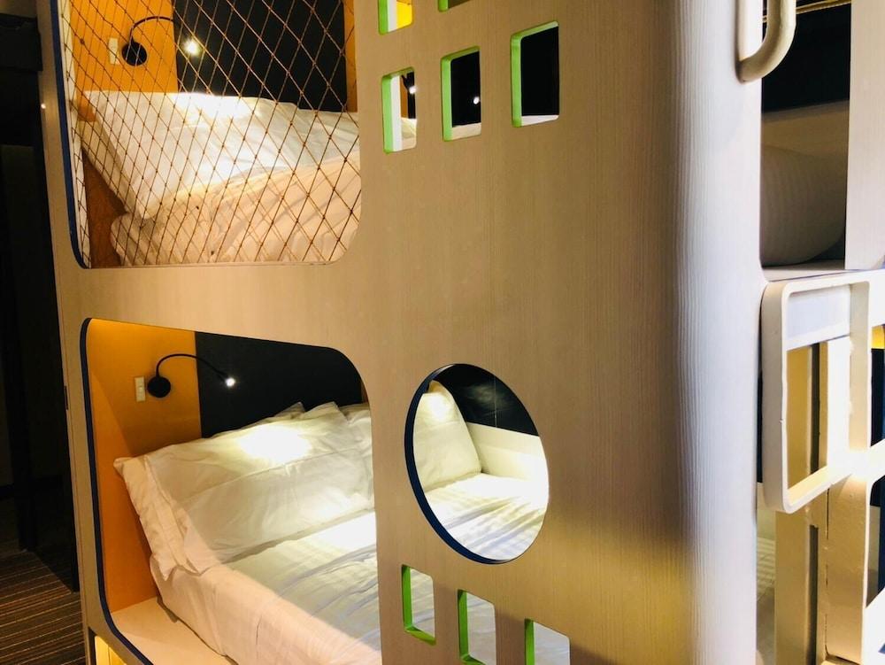 Cube Family Boutique Capsule Hotel At Chinatown Singapore Eksteriør billede